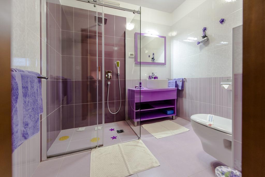 Apartments And Rooms Villa Dea Adults Only 로비니 외부 사진
